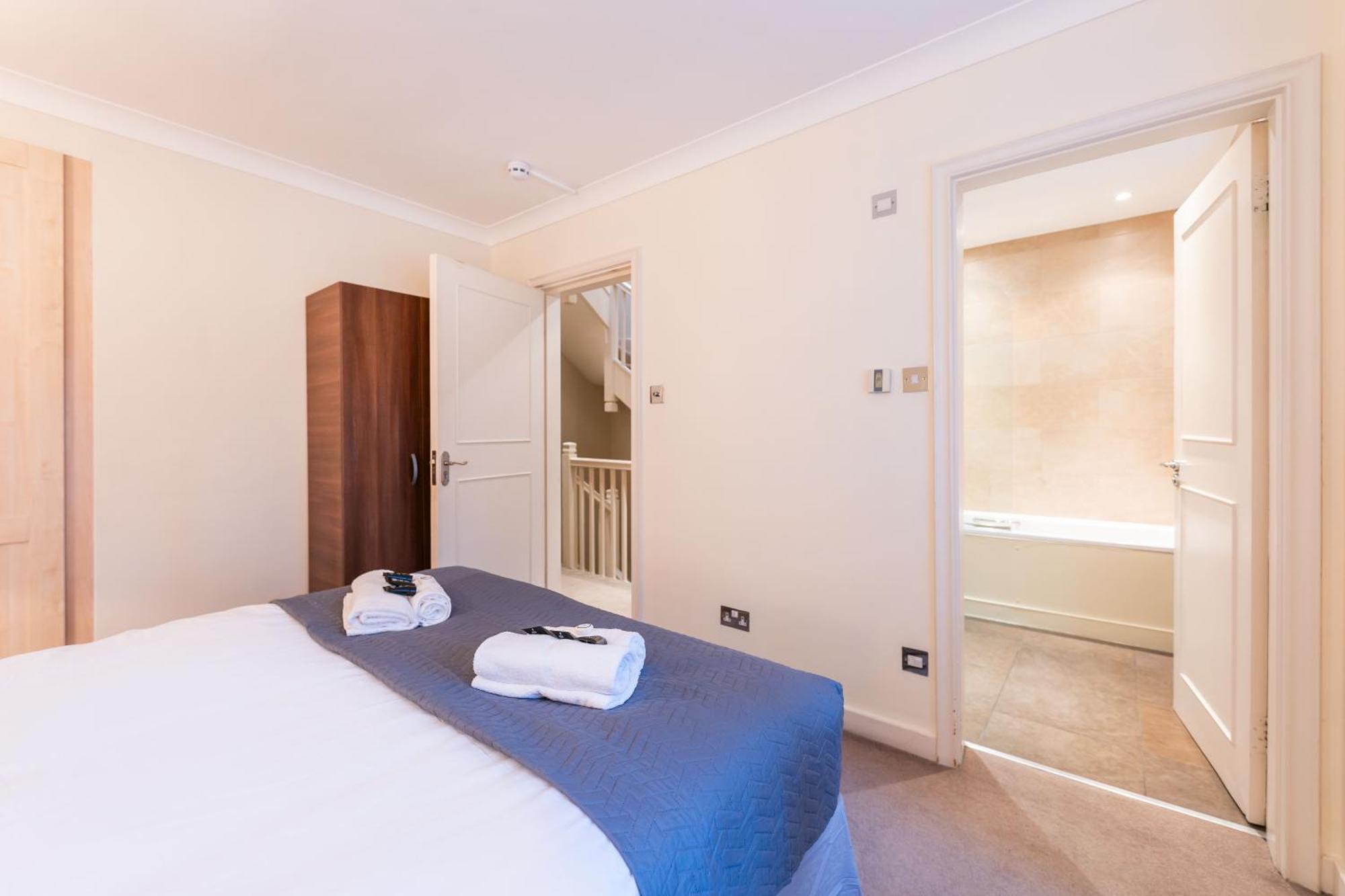 Luxury 6 Bedroom House In Southwick Street Londyn Zewnętrze zdjęcie